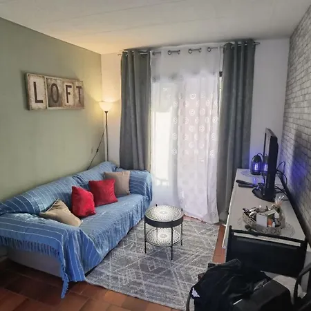 T2 With Veranda With Pool ! Appartement *